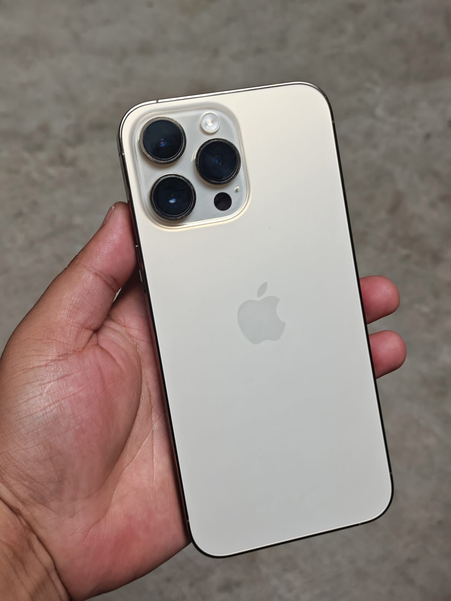 iphone 14promax 256g màu trắng